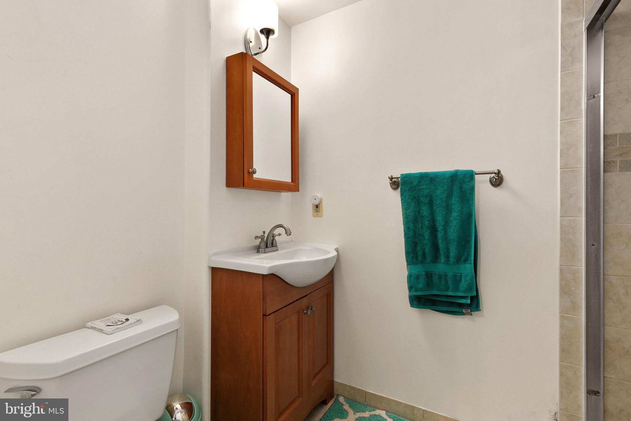 11929 Bayswater Road Gaithersburg, MD 20878 - Photo 42 of 61