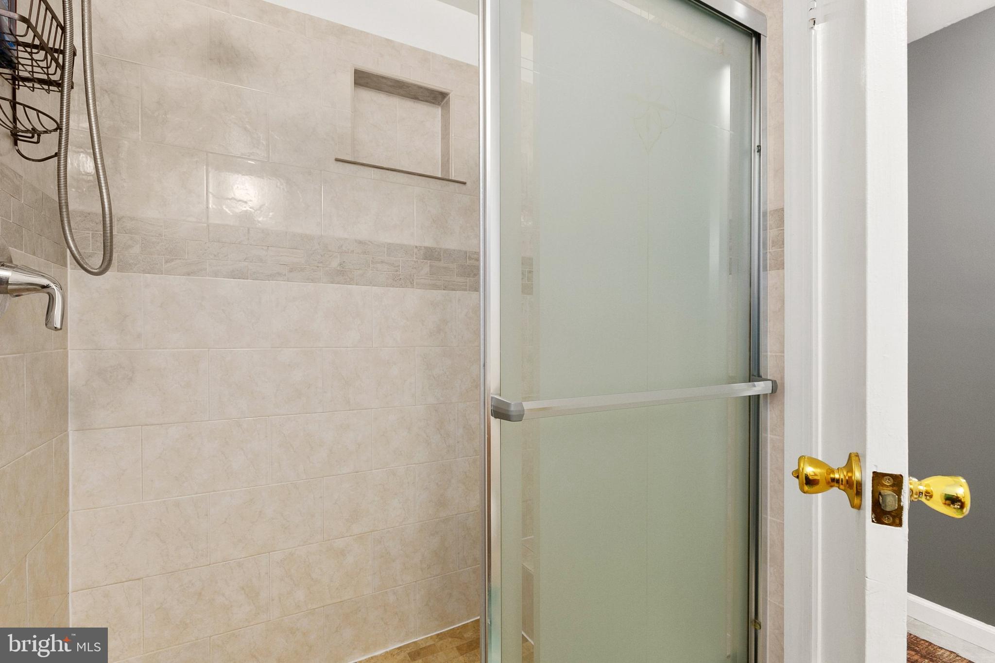 11929 Bayswater Road Gaithersburg, MD 20878 - Photo 43 of 61