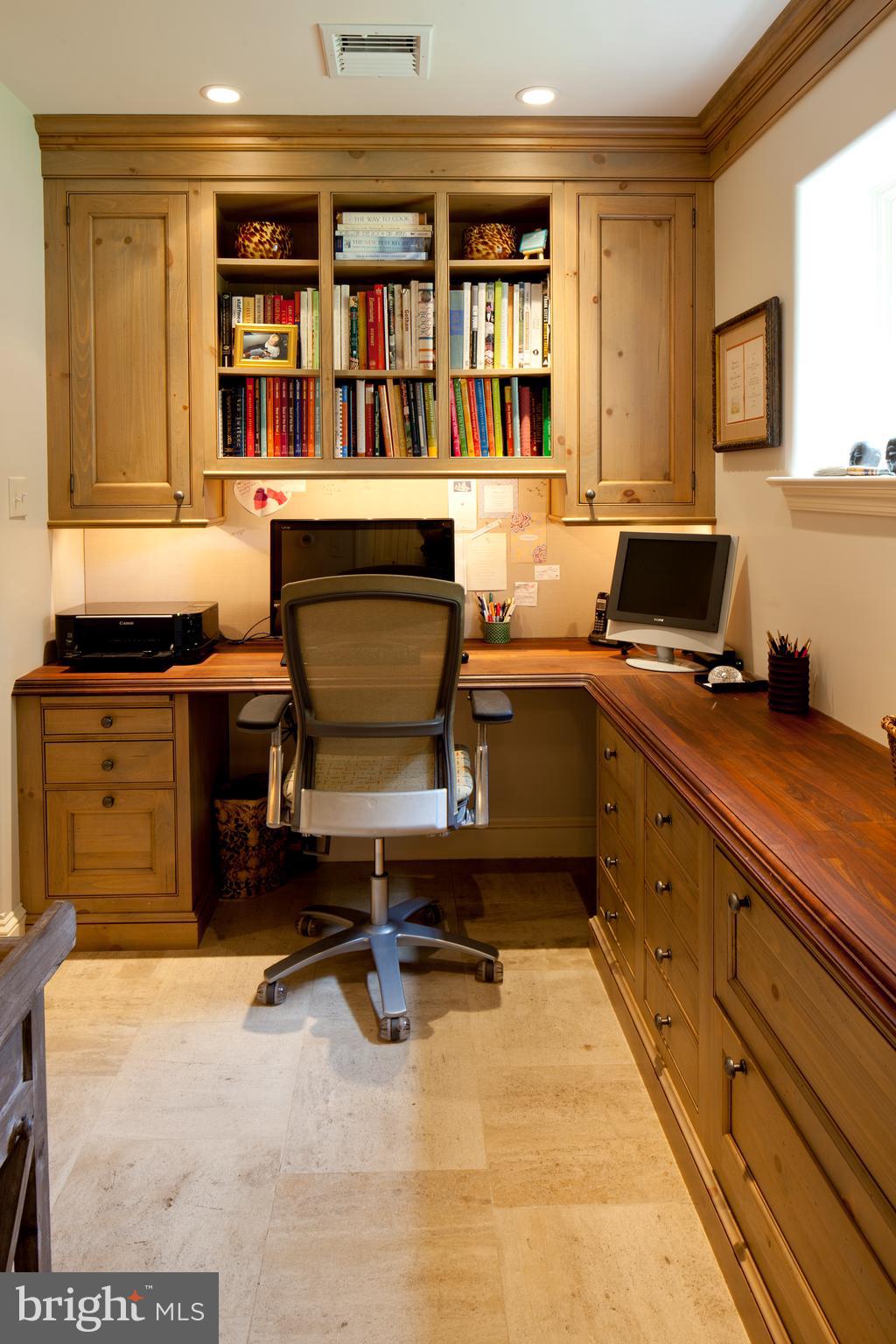 510 Hillbrook Road Bryn Mawr, PA 19010 - Photo 19 of 28 a kitchen with a refrigerator and a sink