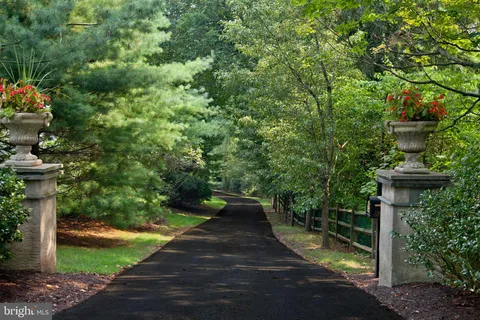 $2,195,000 | 510 Hillbrook Road, Bryn Mawr, PA 19010