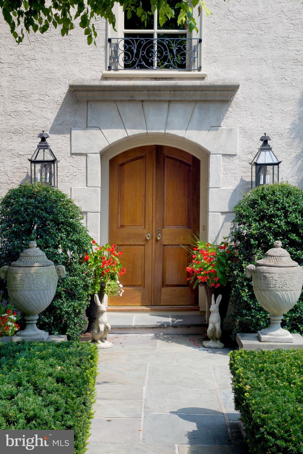 510 Hillbrook Road Bryn Mawr, PA 19010 - Photo 3 of 28 a front view of a house