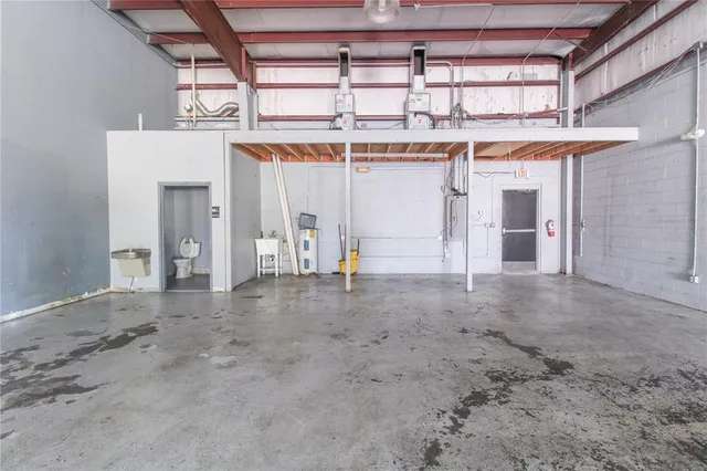 $18 | 2350 South US Highway 17 92, Unit 3030, Longwood, FL 32750