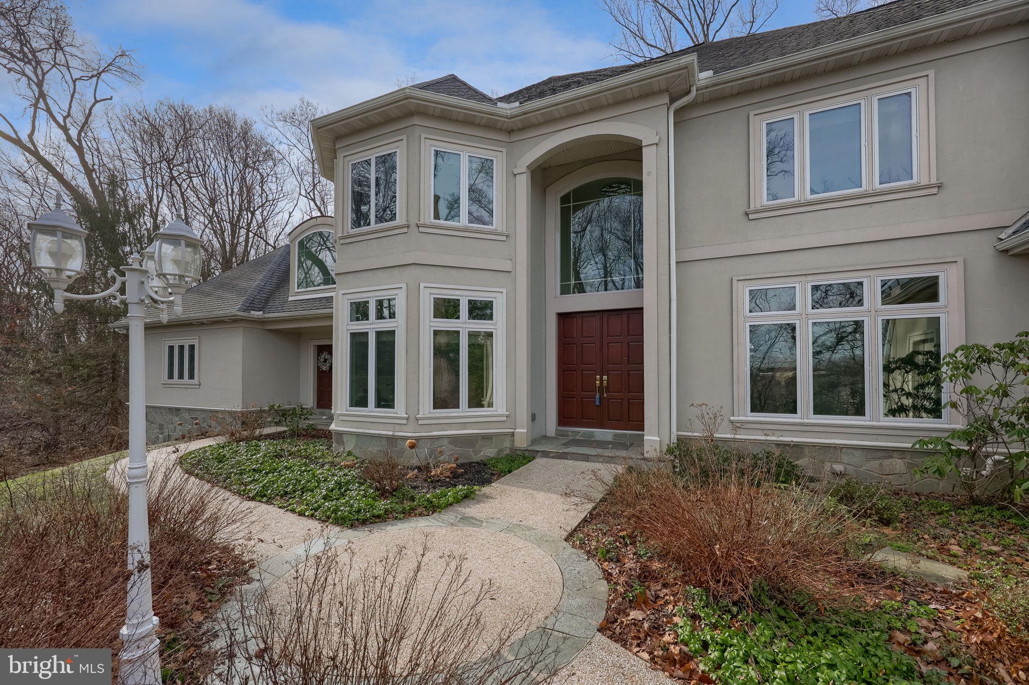 2492 Shaub Road Lancaster, PA 17601 - Photo 5 of 130 a front view of a house with garden