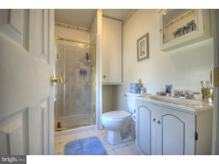 40 Brighton Road Westampton, NJ 08060 - Photo 17 of 24 Master Bathroom