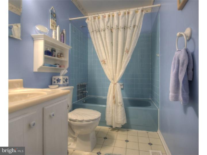40 Brighton Road Westampton, NJ 08060 - Photo 20 of 24 Bathroom