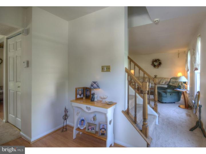40 Brighton Road Westampton, NJ 08060 - Photo 6 of 24 Foyer