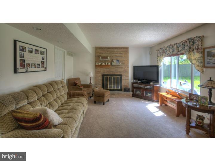 40 Brighton Road Westampton, NJ 08060 - Photo 7 of 24 Family Room