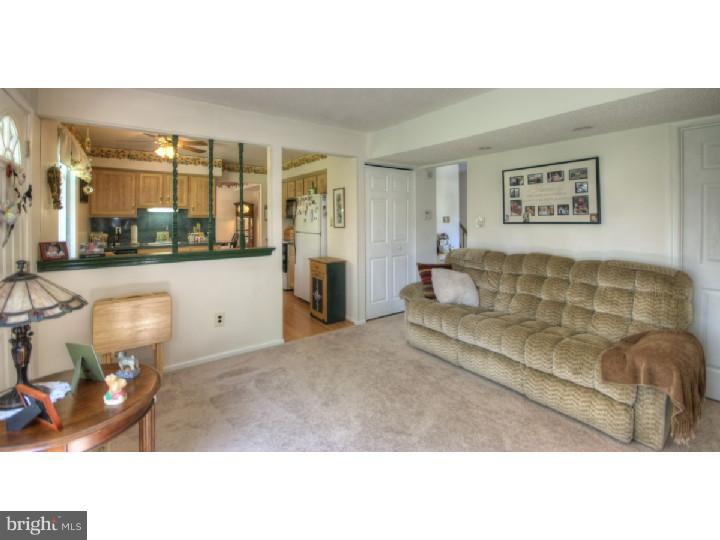 40 Brighton Road Westampton, NJ 08060 - Photo 8 of 24 Family Room