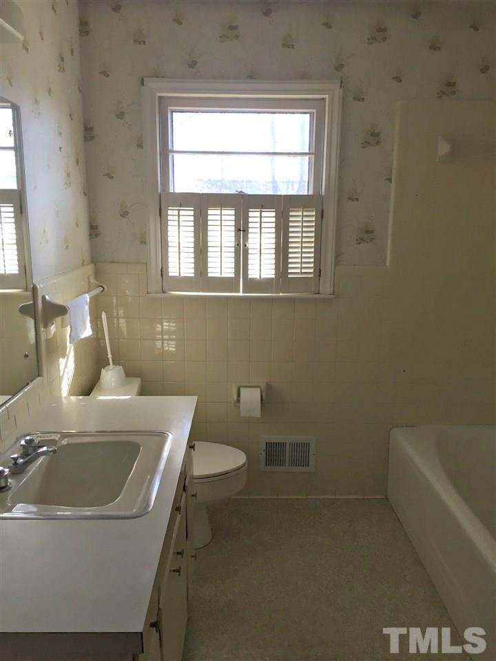 3128 Gibson Road Durham, NC 27703 - Photo 13 of 19 Gallery Image 13
