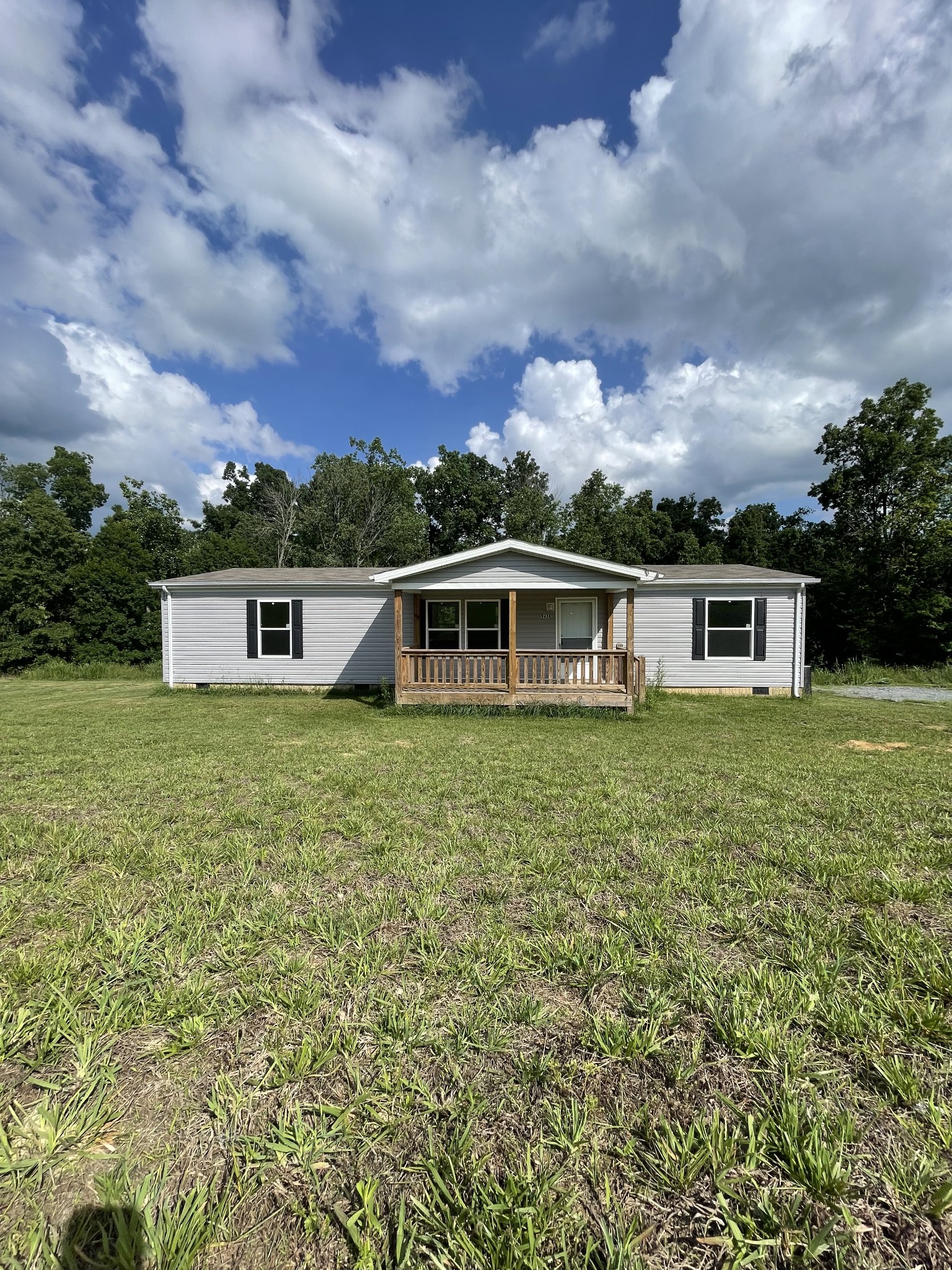9494 Sunrise Road Red Boiling Springs, TN 37150 - Photo 1 of 5