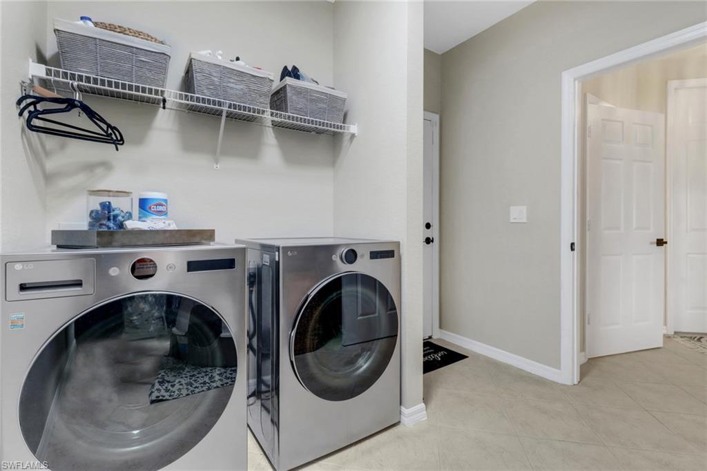 15586 Summit Pl Circle, Unit 404 Naples, FL 34119 - Photo 22 of 37