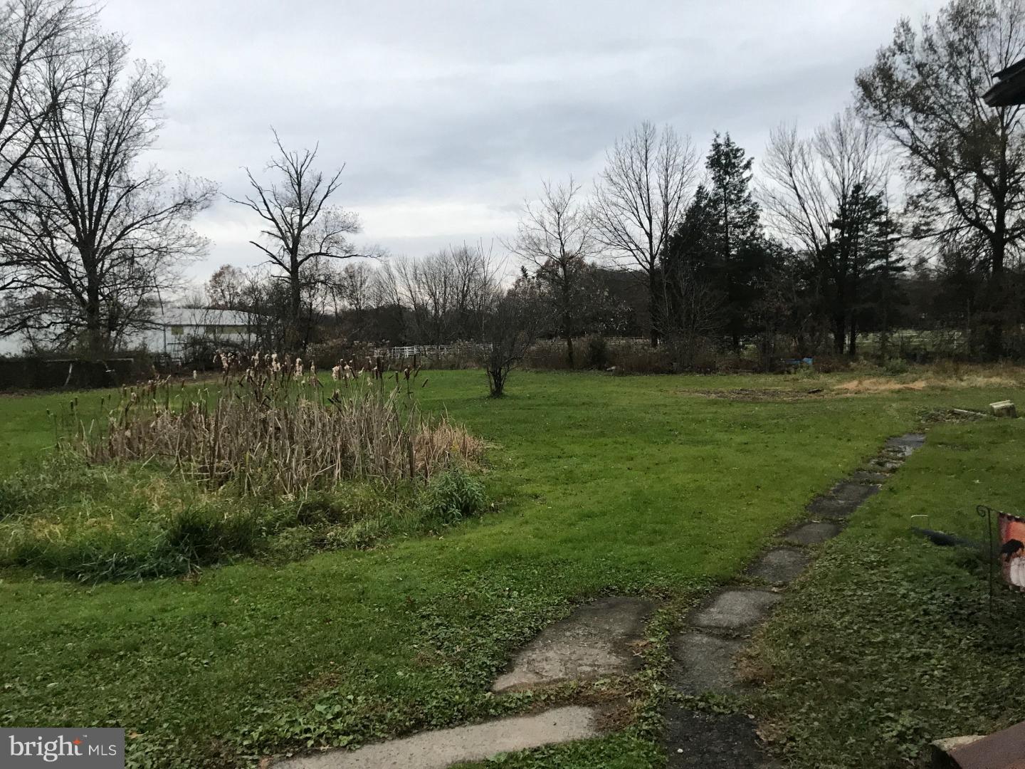 1450 Benner School Road Quakertown, PA 18951 - Photo 3 of 22 Exterior Back