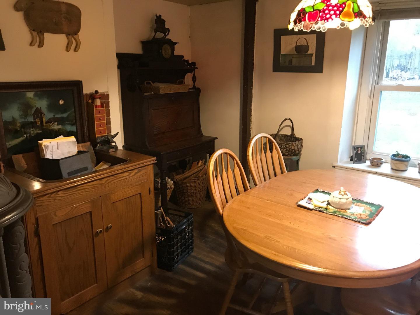 1450 Benner School Road Quakertown, PA 18951 - Photo 6 of 22 Dining Room