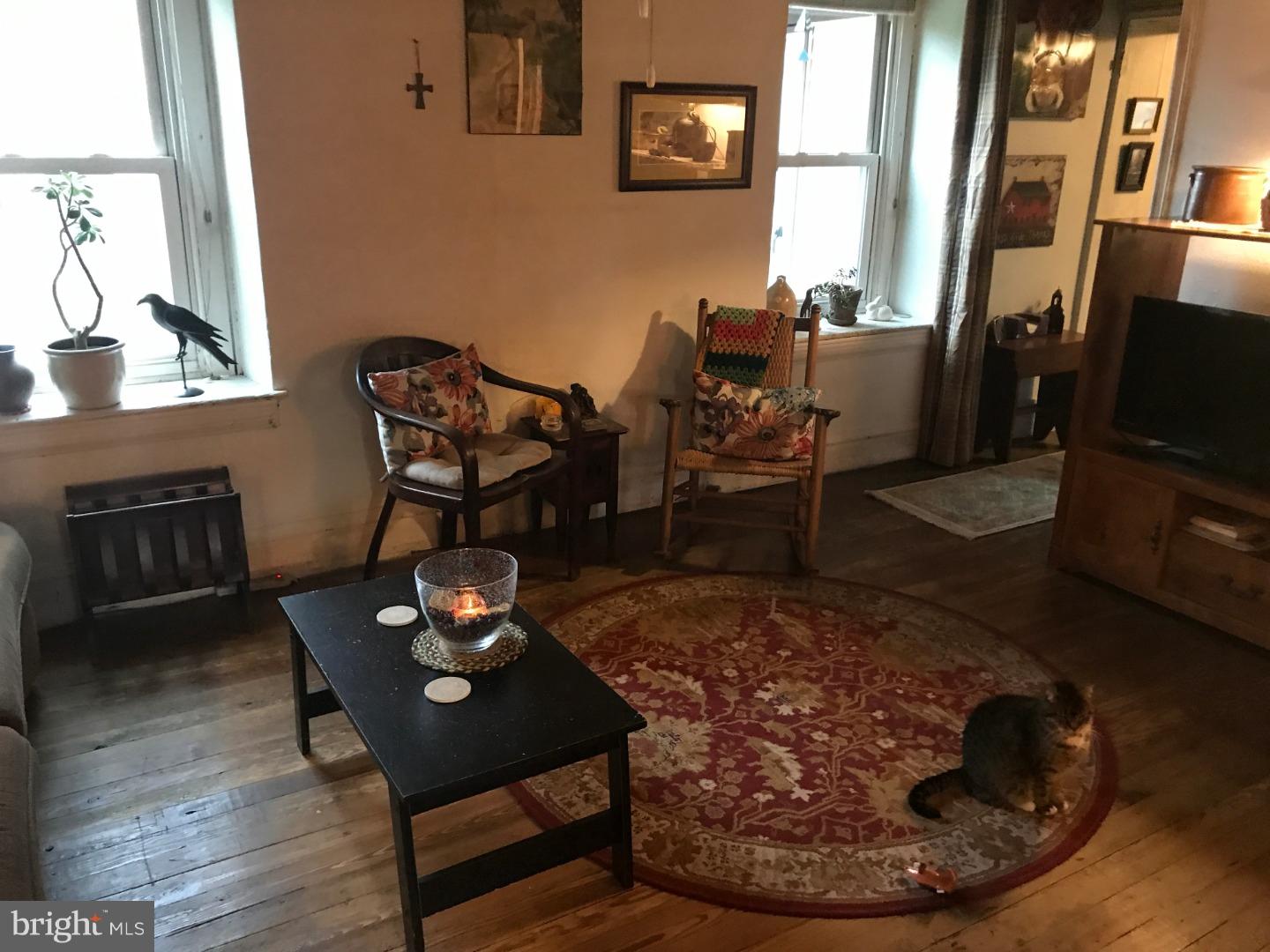 1450 Benner School Road Quakertown, PA 18951 - Photo 8 of 22 Living Room