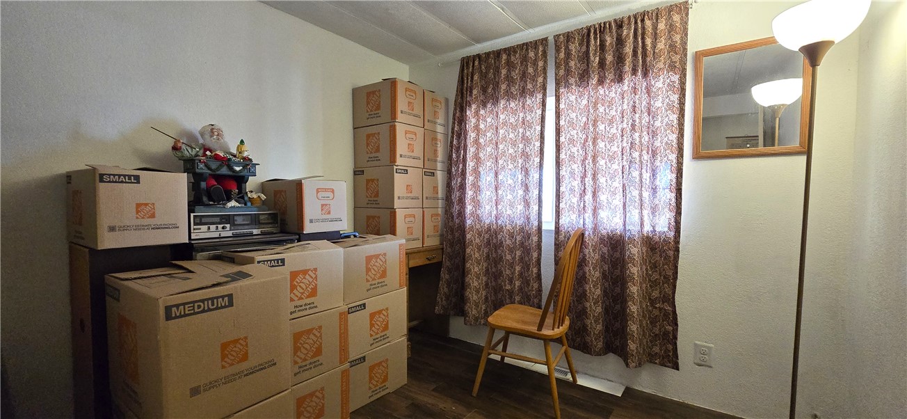 357 South Magma Road Golden Valley, AZ 86413 - Photo 24 of 39 Bedroom