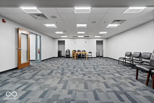 $1,980 | 201 West Carmel Drive, Carmel, IN 46032