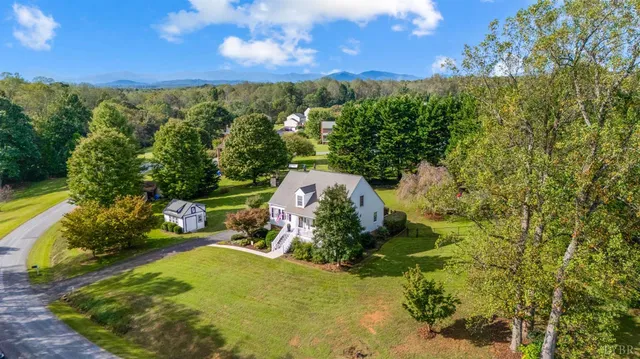 a house view with a outdoor space