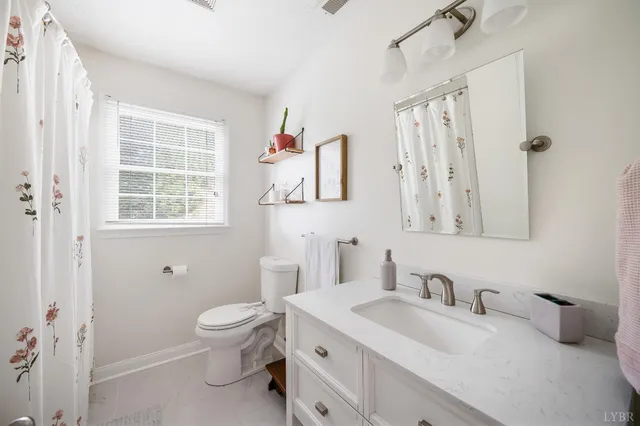 $405,000 | 1610 Meadow Down Drive, Forest, VA 24551