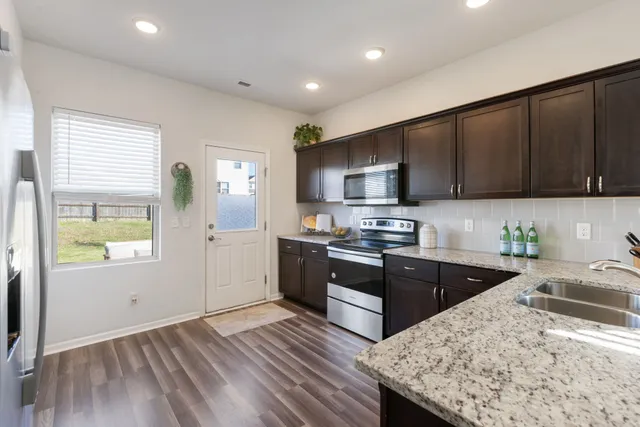 $450,000 | 2010 Sercy Drive, Spring Hill, TN 37174