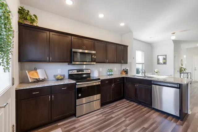 $450,000 | 2010 Sercy Drive, Spring Hill, TN 37174