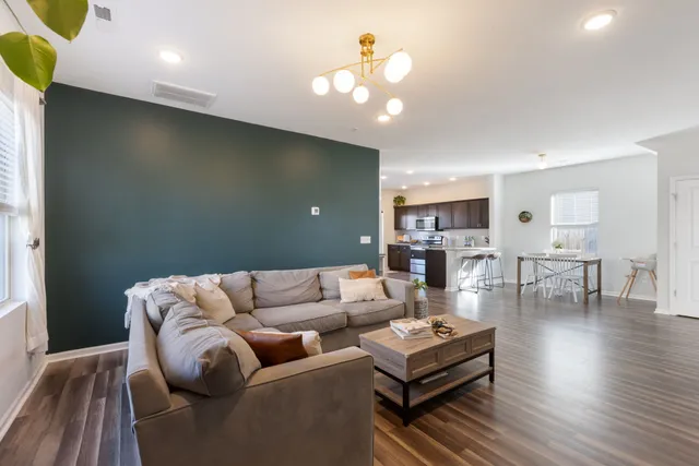 $450,000 | 2010 Sercy Drive, Spring Hill, TN 37174