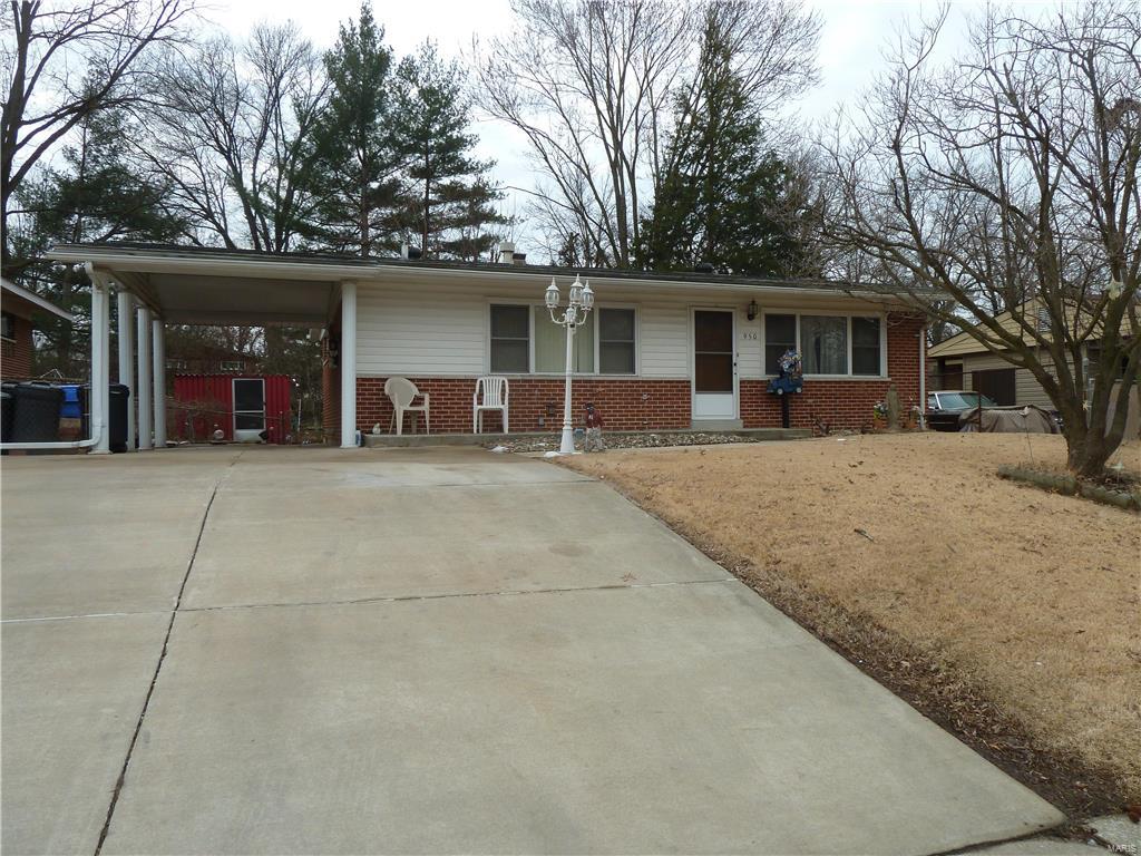 950 Derhake Road Florissant, MO 63033 - Photo 1 of 27 Gallery Image 1