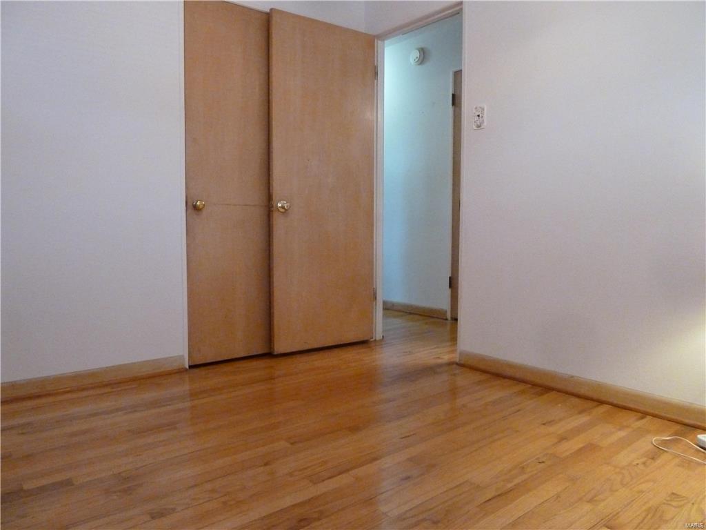 950 Derhake Road Florissant, MO 63033 - Photo 14 of 27 Gallery Image 14