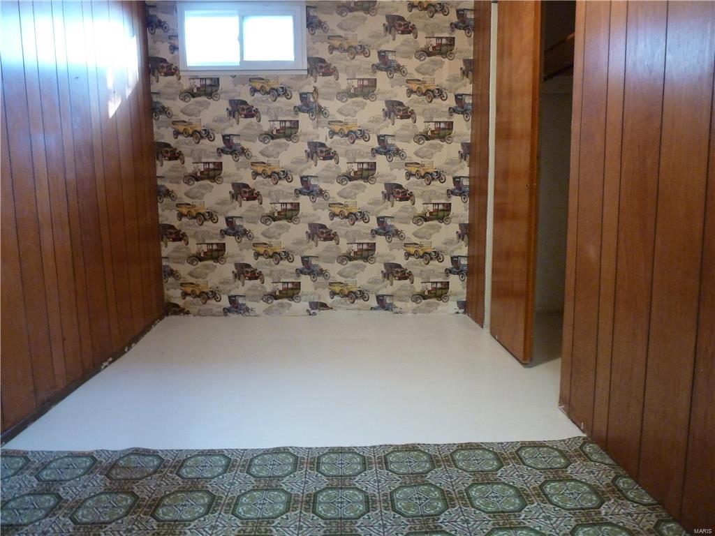 950 Derhake Road Florissant, MO 63033 - Photo 20 of 27 Gallery Image 20