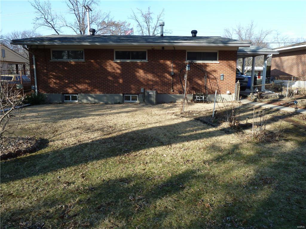950 Derhake Road Florissant, MO 63033 - Photo 27 of 27 Gallery Image 27
