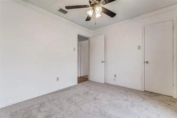 $194,000 | 2917 Tanglewood Drive, Lancaster, TX 75134