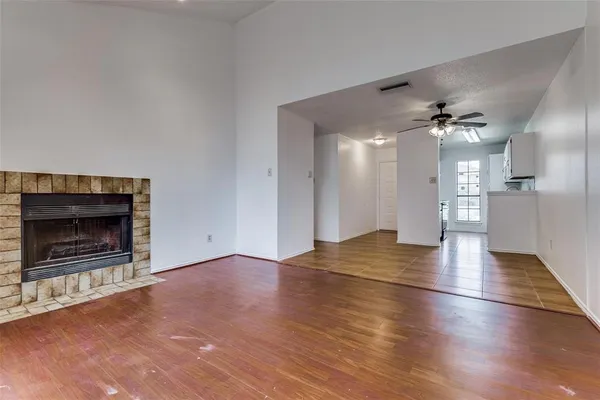 $194,000 | 2917 Tanglewood Drive, Lancaster, TX 75134