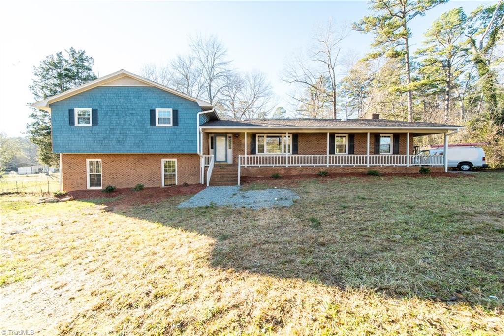3158 Floyd Church Road Lexington, NC 27292 - Photo 2 of 33 Gallery Image 2