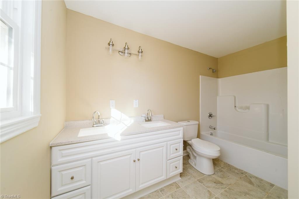 3158 Floyd Church Road Lexington, NC 27292 - Photo 21 of 33 Gallery Image 21