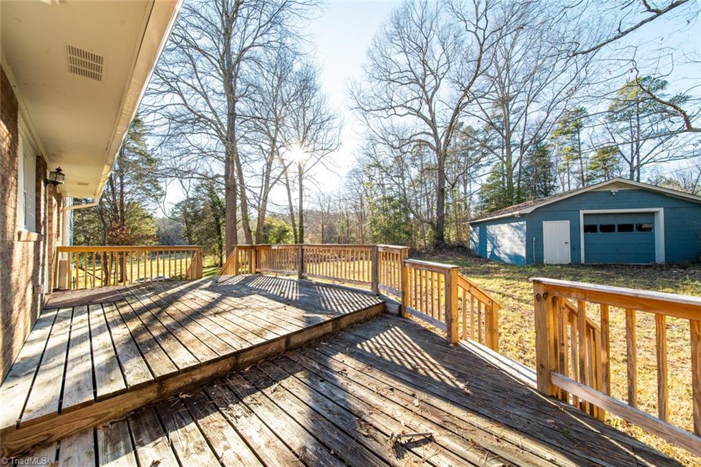 3158 Floyd Church Road Lexington, NC 27292 - Photo 6 of 33 Gallery Image 6