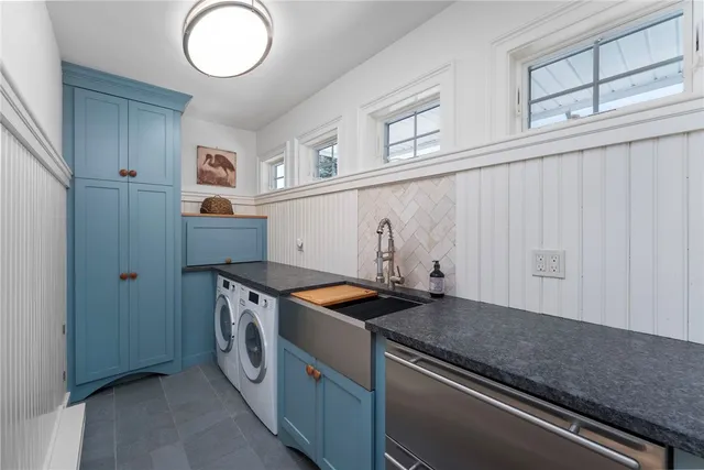 $1,995,000 | 27 West Willow Lane, Charlestown, RI 02813