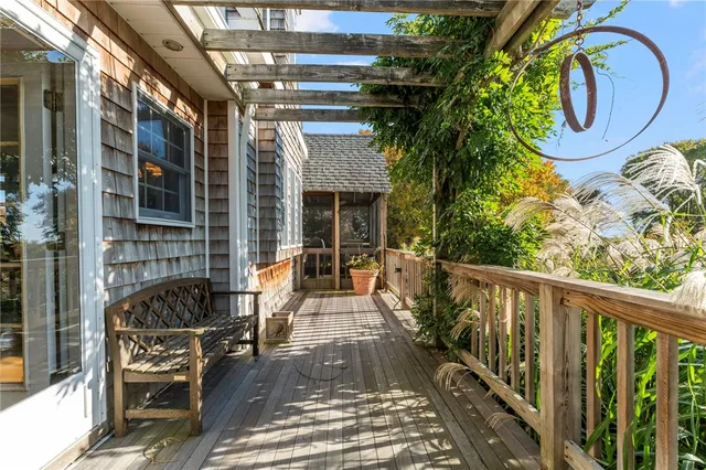 $1,995,000 | 27 West Willow Lane, Charlestown, RI 02813