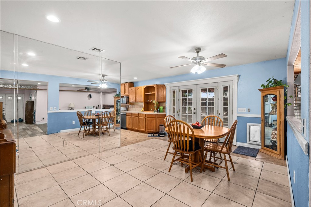 7112 Idyllwild Lane Riverside, CA 92503 - Photo 11 of 44