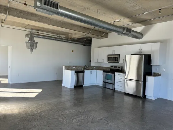 $384,397 | 1001 Belleview Street, Unit 201, Dallas, TX 75215