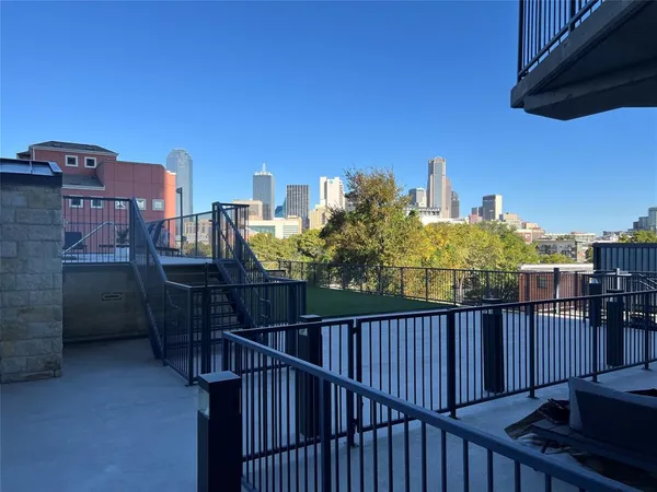$384,397 | 1001 Belleview Street, Unit 201, Dallas, TX 75215