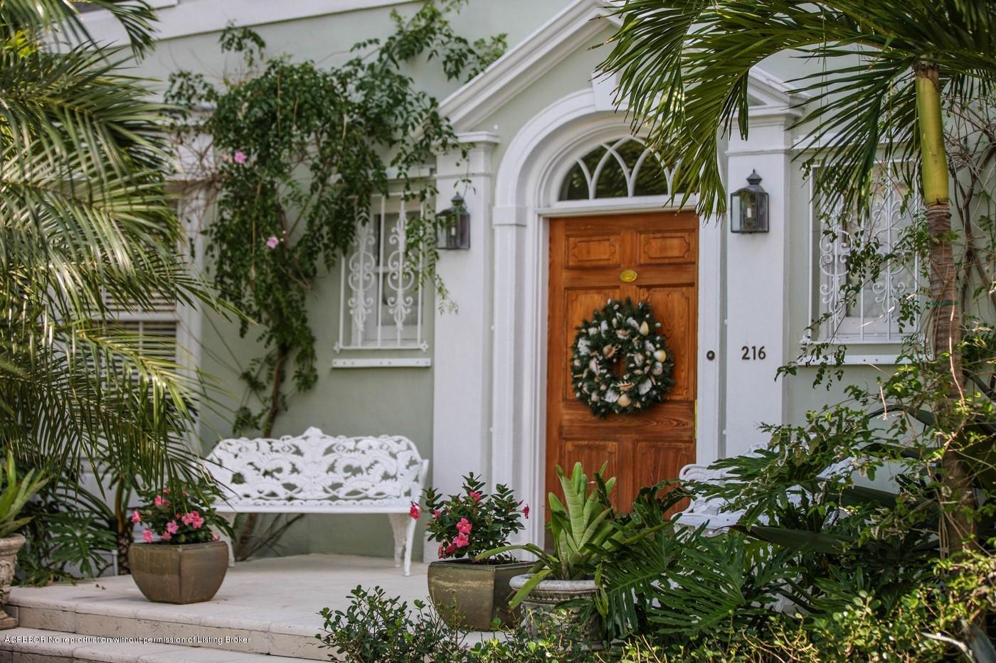 216 Garden Road Palm Beach, FL 33480 - Photo 13 of 42 017b (Copy)