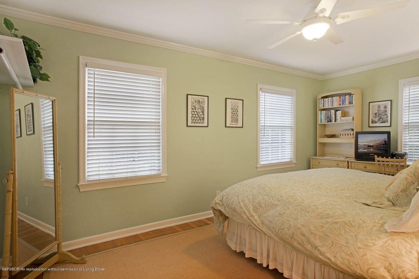 216 Garden Road Palm Beach, FL 33480 - Photo 33 of 42 037 (Copy)