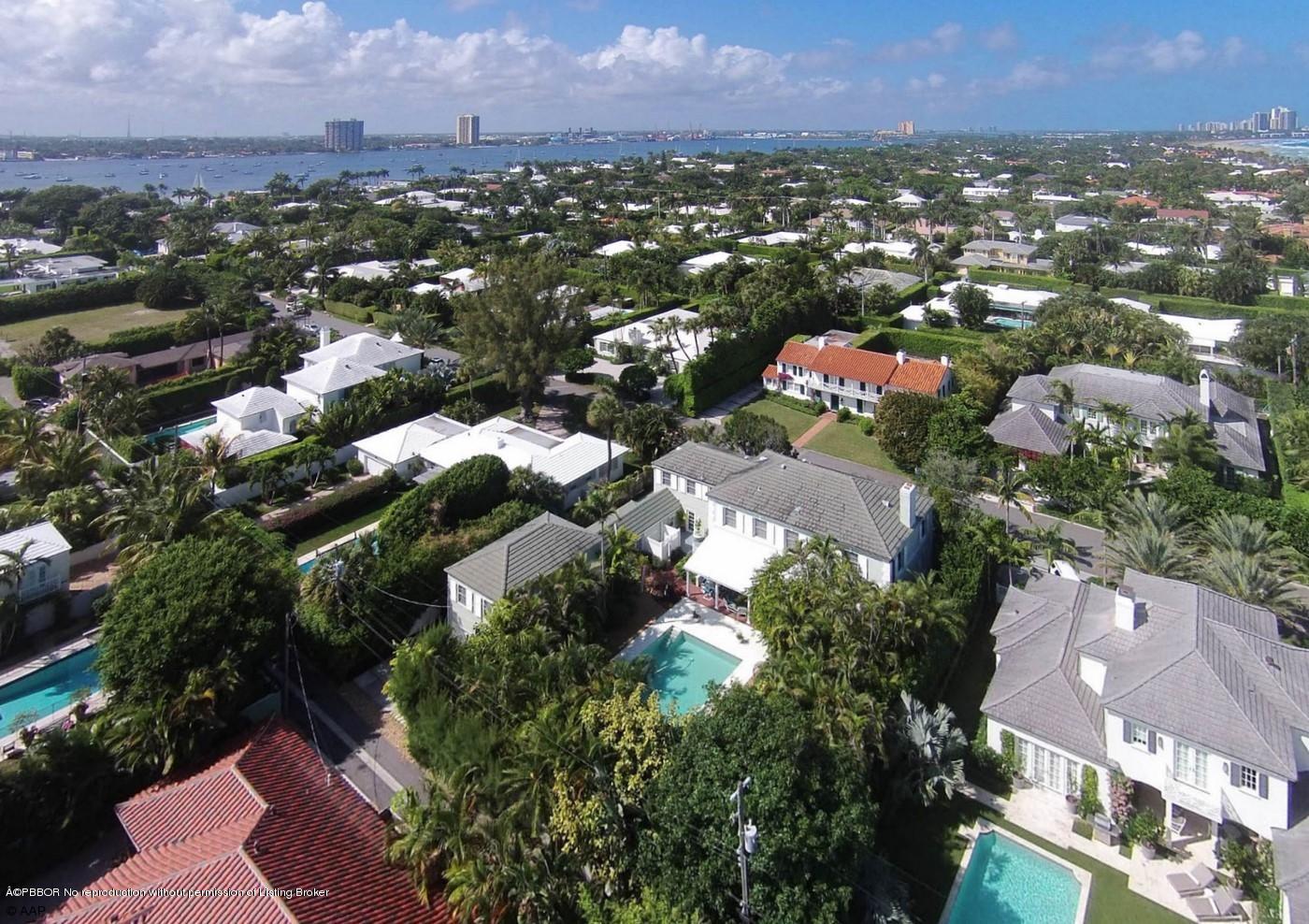 216 Garden Road Palm Beach, FL 33480 - Photo 7 of 42 009 (Copy)