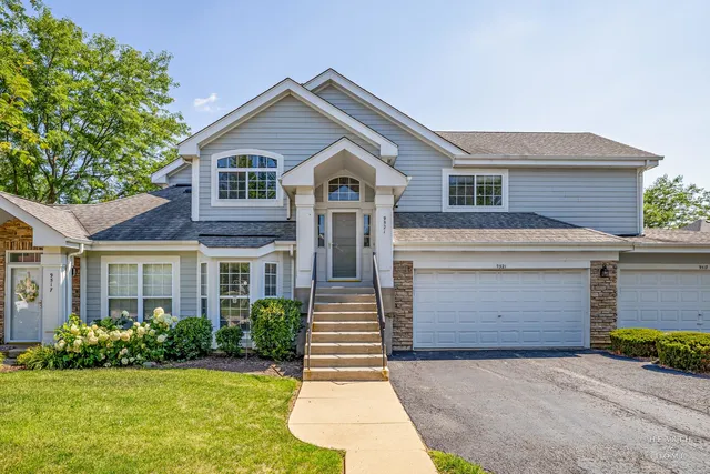 $289,900 | 9521 Georgetown Lane, Crystal Lake, IL 60014