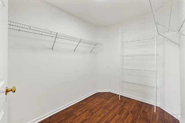 $289,900 | 9521 Georgetown Lane, Crystal Lake, IL 60014