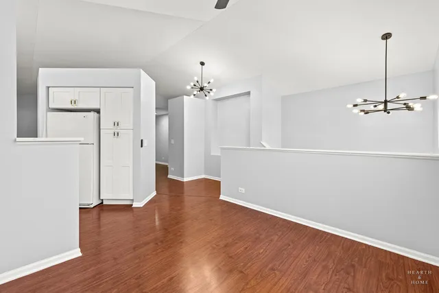 $289,900 | 9521 Georgetown Lane, Crystal Lake, IL 60014