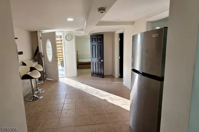 $580,000 | 212 Highway 23, Hamburg, NJ 07419