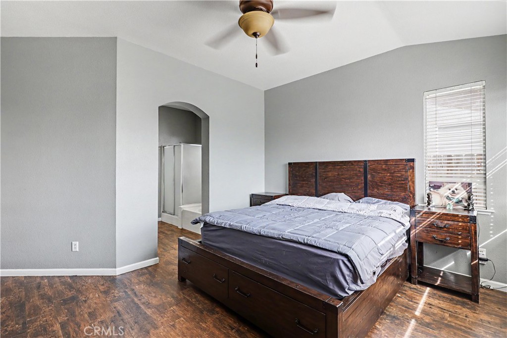 3632 Swan Court Merced, CA 95340 - Photo 28 of 50 a bedroom with a bed and window