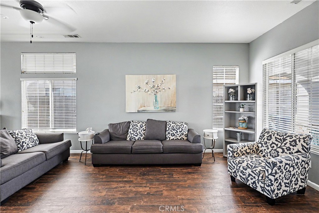 3632 Swan Court Merced, CA 95340 - Photo 7 of 50