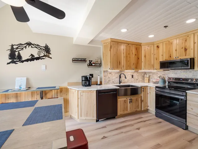 $299,000 | 133 East Mountain Road, Unit 3D8, Killington, VT 05751