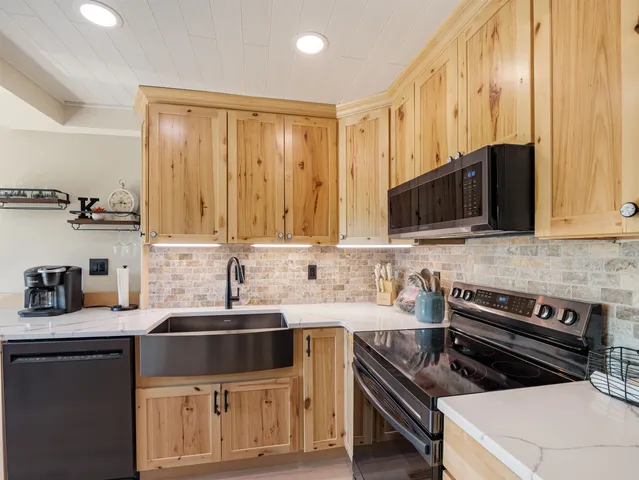 $299,000 | 133 East Mountain Road, Unit 3D8, Killington, VT 05751